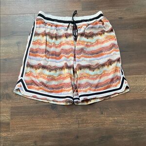 John Elliott White Satin-Lined Shorts with Branded Tag